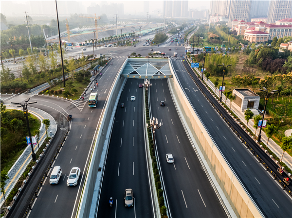 古城快速路隧道-1.jpg